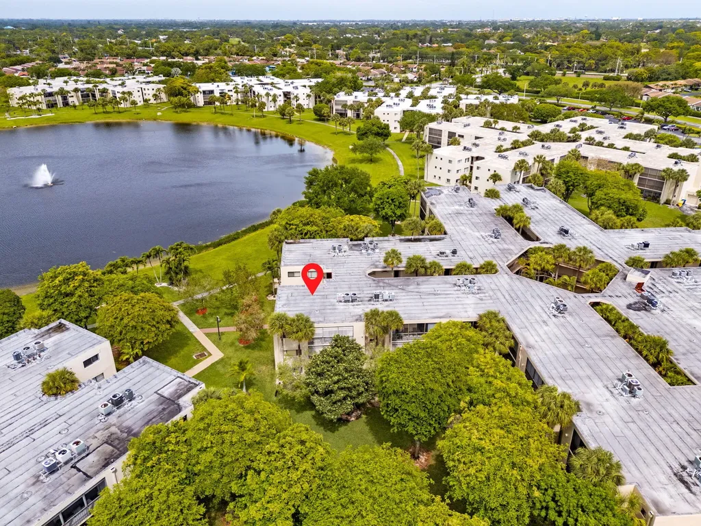 5310 Las Verdes Circle Delray Beach FL 33484