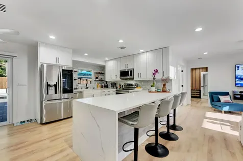 707 W Boulevard Chatelaine Delray Beach FL 33445