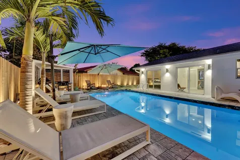 707 W Boulevard Chatelaine Delray Beach FL 33445