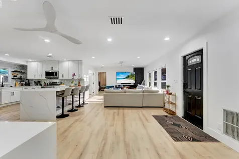 707 W Boulevard Chatelaine Delray Beach FL 33445