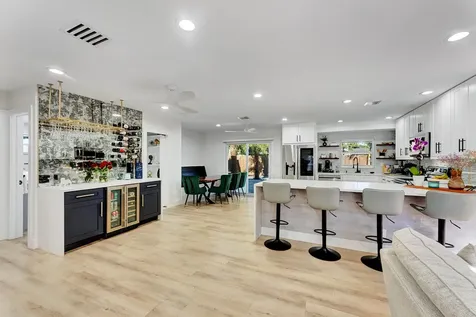 707 W Boulevard Chatelaine Delray Beach FL 33445