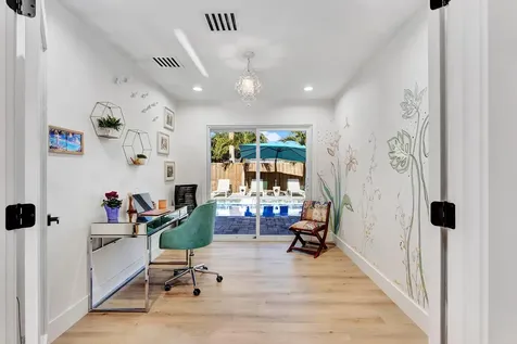 707 W Boulevard Chatelaine Delray Beach FL 33445