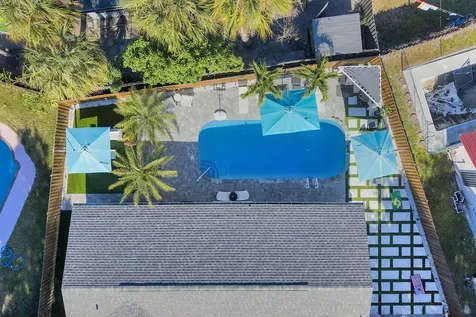 707 W Boulevard Chatelaine Delray Beach FL 33445