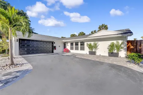 707 W Boulevard Chatelaine Delray Beach FL 33445