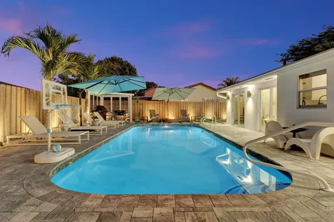 707 W Boulevard Chatelaine Delray Beach FL 33445