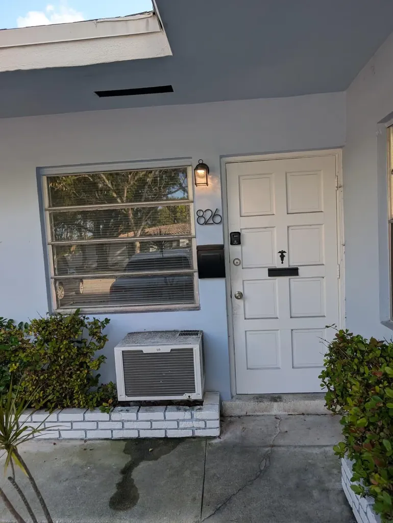 826 NE 16th Street Fort Lauderdale FL 33304