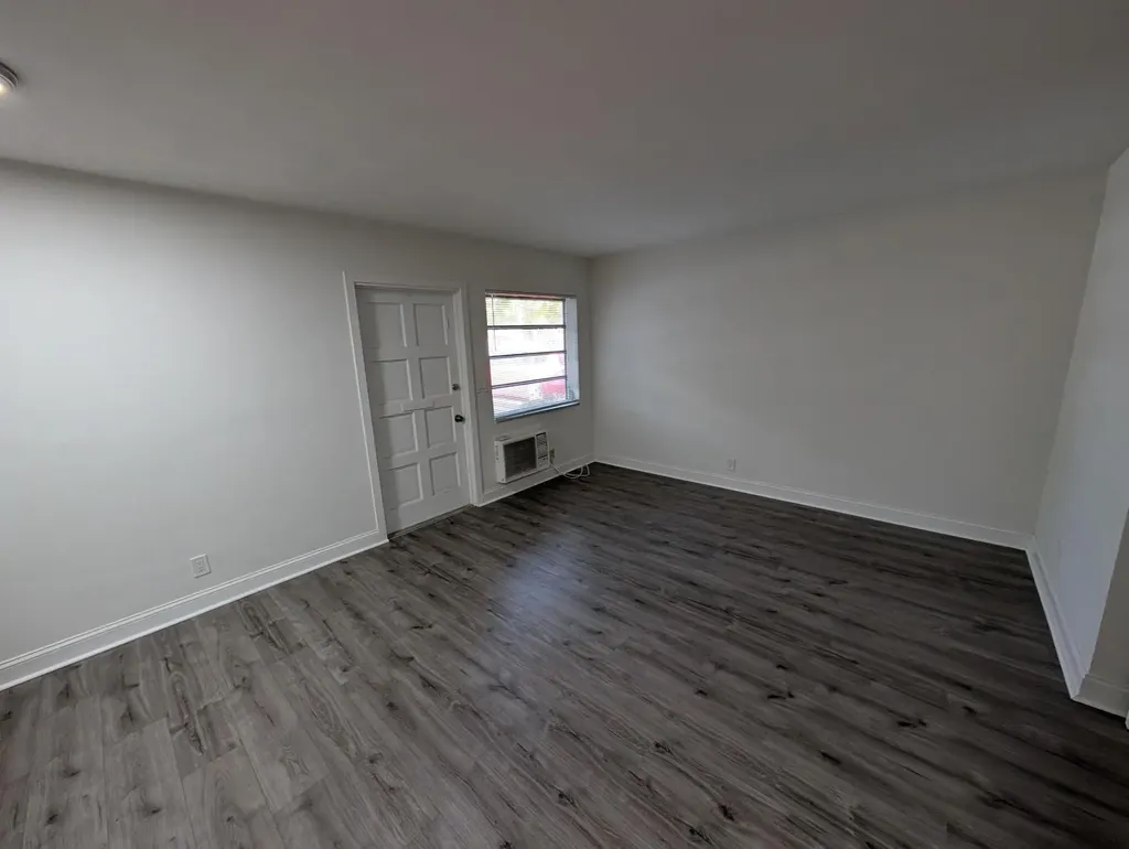 826 NE 16th Street Fort Lauderdale FL 33304