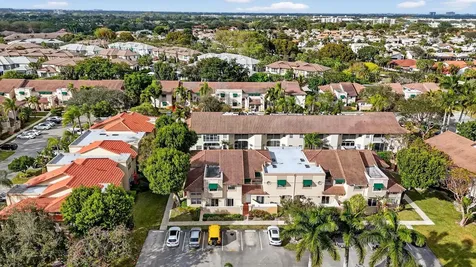 6671 Via Regina Boca Raton FL 33433