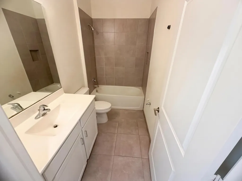 12473 NW Lynch Lane Port St Lucie FL 34987