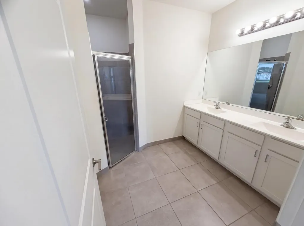 12473 NW Lynch Lane Port St Lucie FL 34987