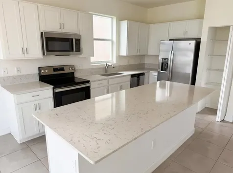 12473 NW Lynch Lane Port St Lucie FL 34987