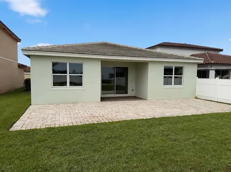 12473 NW Lynch Lane Port St Lucie FL 34987