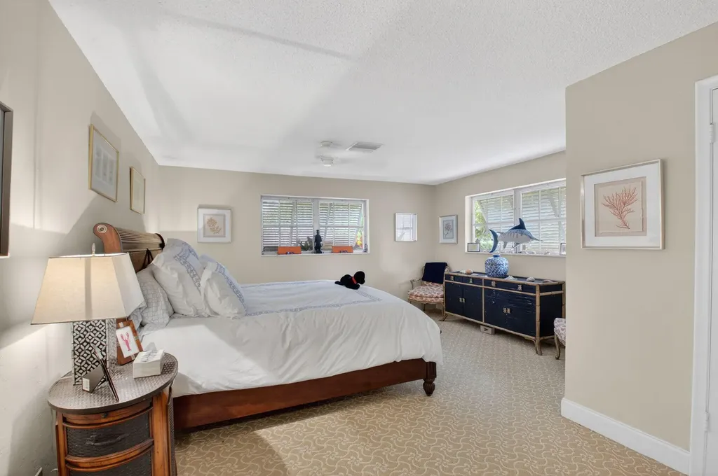 30 Spanish River Drive Ocean Ridge FL 33435
