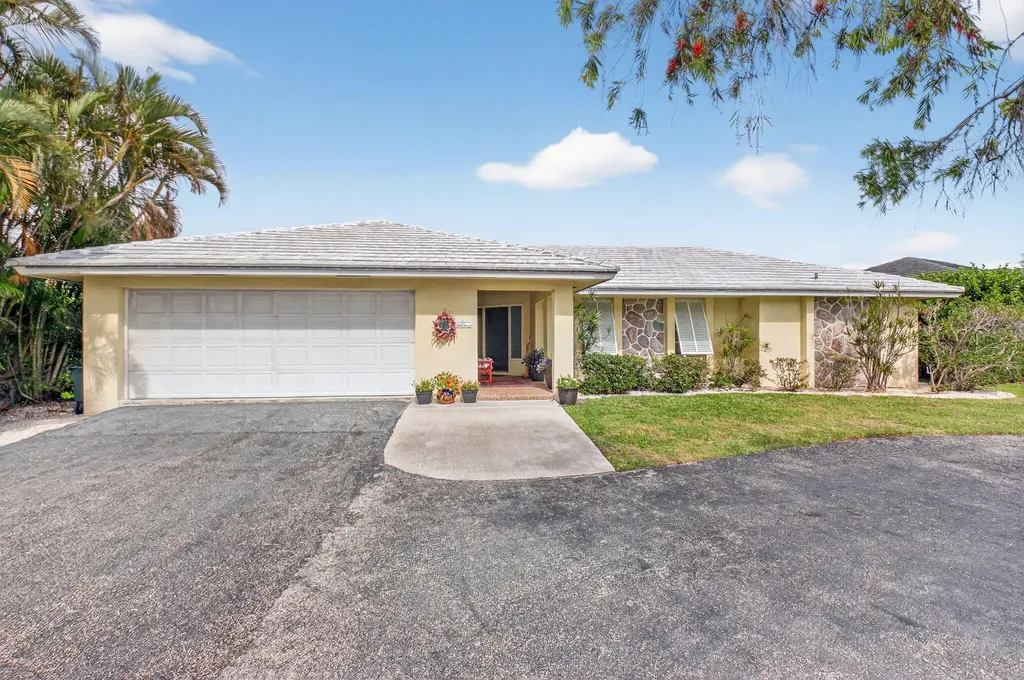 30 Spanish River Drive Ocean Ridge FL 33435