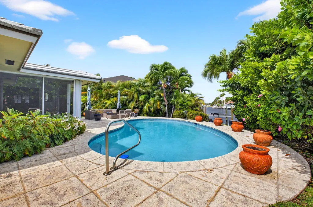 30 Spanish River Drive Ocean Ridge FL 33435