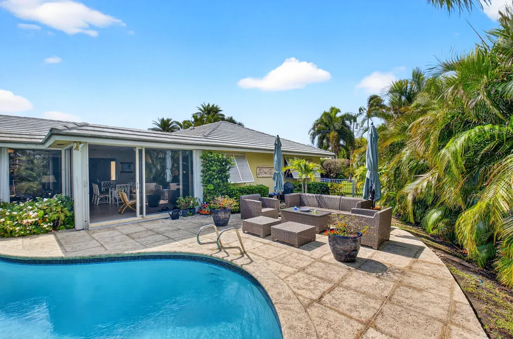 30 Spanish River Drive Ocean Ridge FL 33435