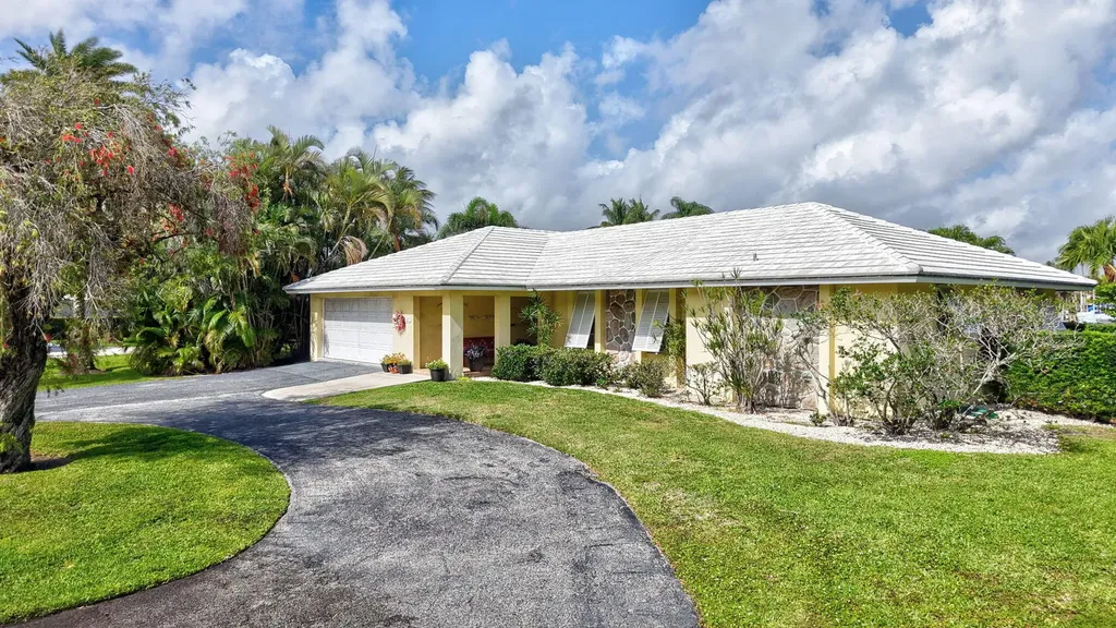 30 Spanish River Drive Ocean Ridge FL 33435