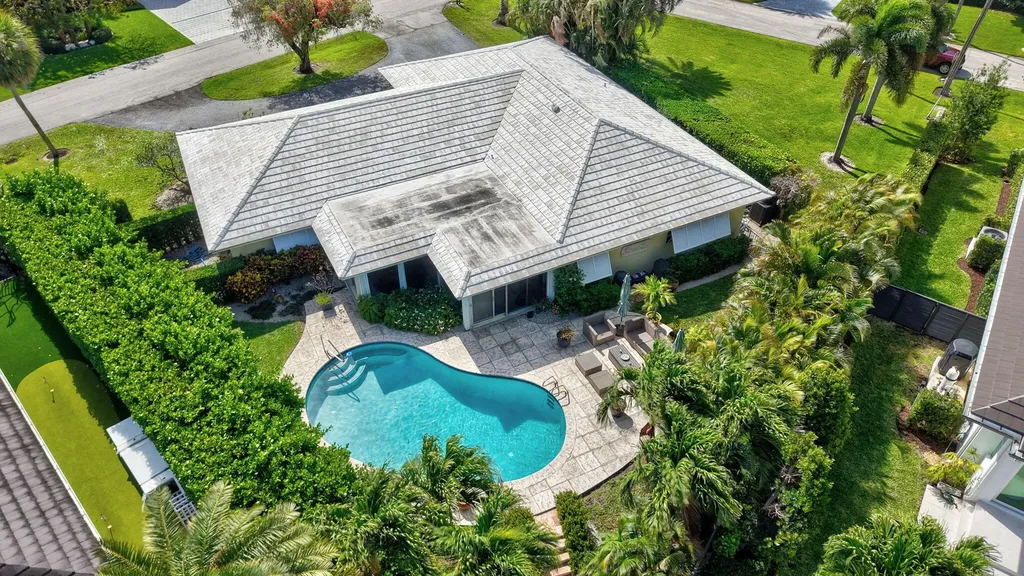 30 Spanish River Drive Ocean Ridge FL 33435