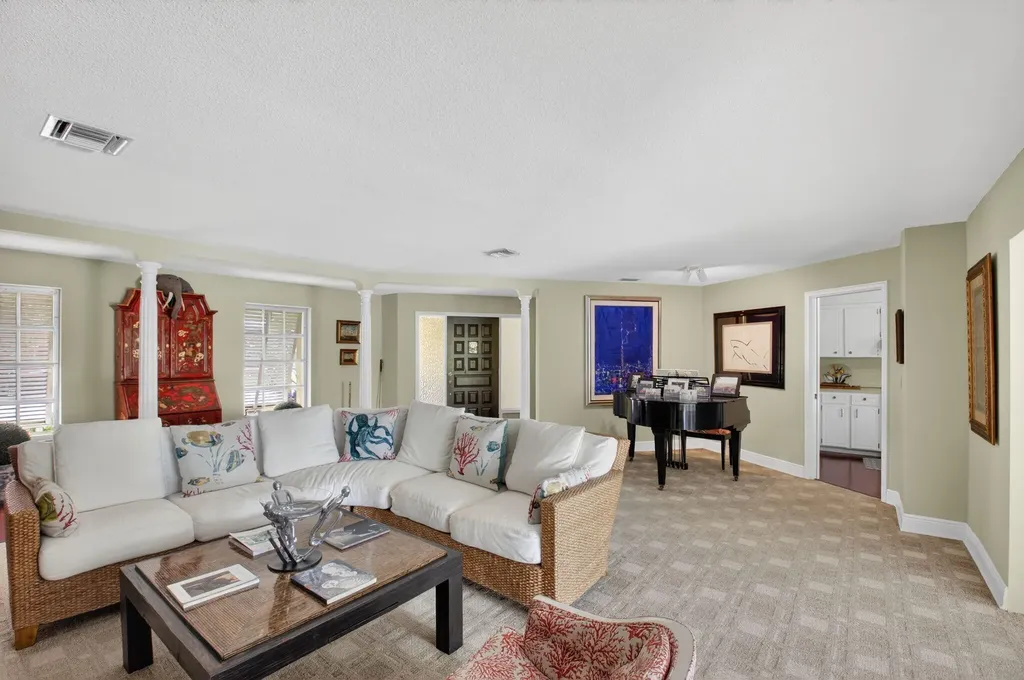 30 Spanish River Drive Ocean Ridge FL 33435