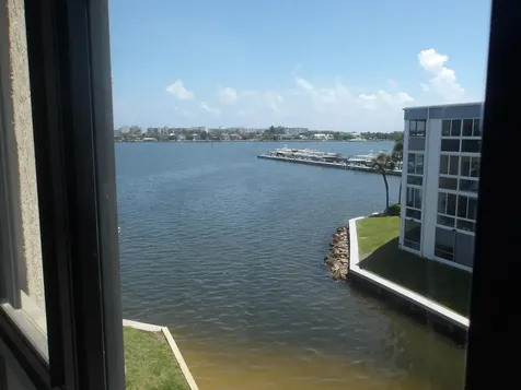 896 N Federal Highway Lantana FL 33462