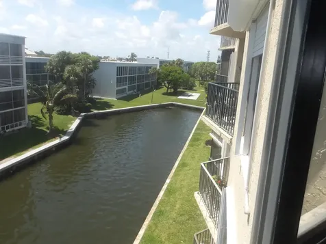 896 N Federal Highway Lantana FL 33462