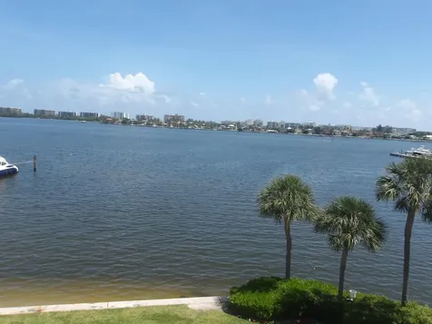 896 N Federal Highway Lantana FL 33462
