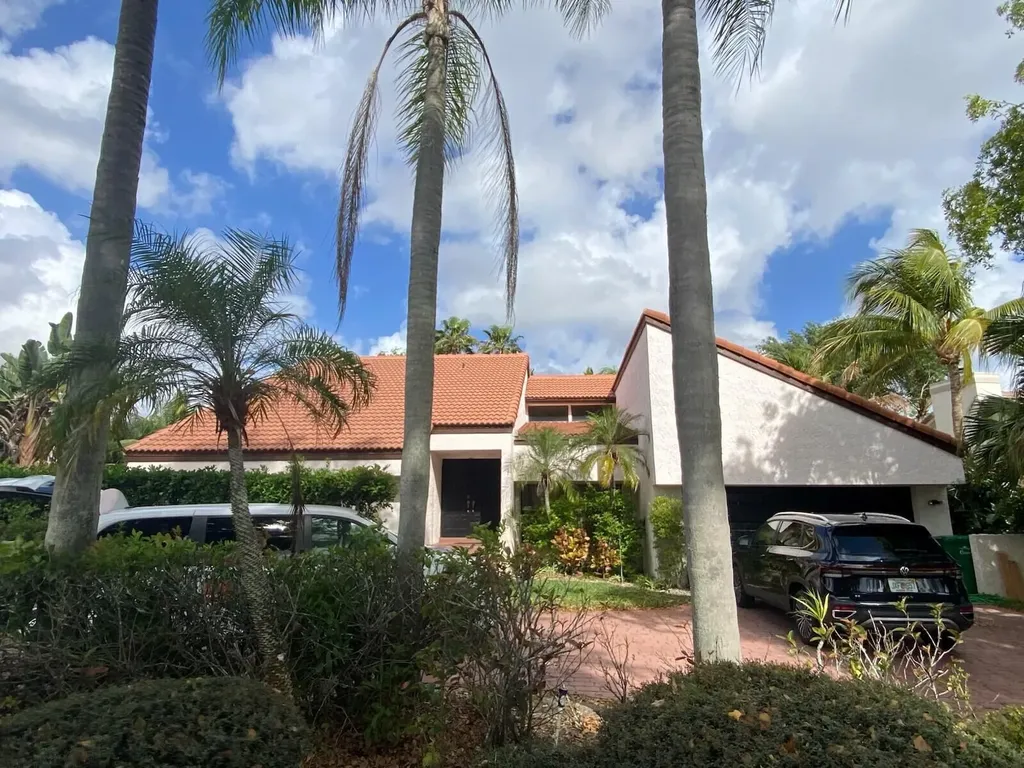 5040 NW 88th Lane Coral Springs FL 33067
