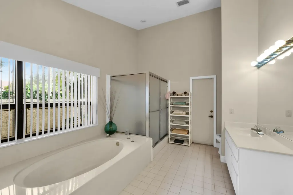 5040 NW 88th Lane Coral Springs FL 33067
