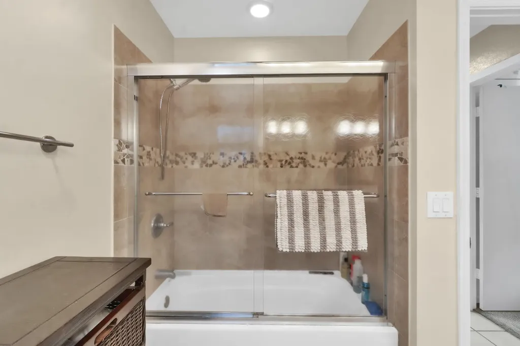 5040 NW 88th Lane Coral Springs FL 33067