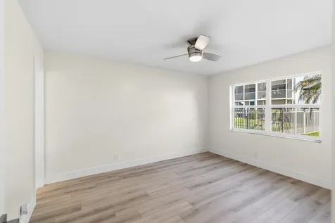 1461 S Ocean Boulevard Lauderdale By The Sea FL 33062