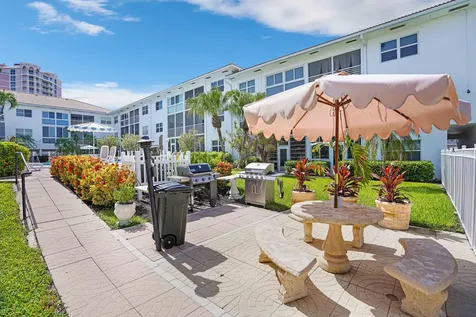 1461 S Ocean Boulevard Lauderdale By The Sea FL 33062