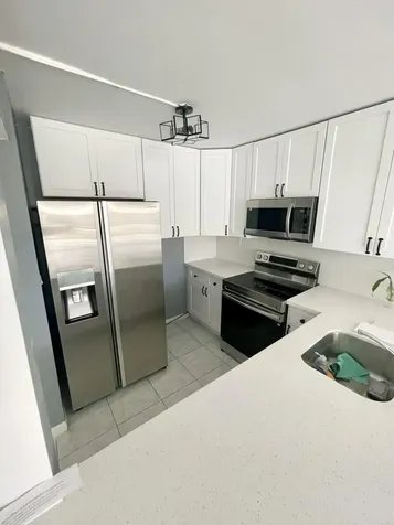 2000 Atlantic Shores Boulevard Hallandale Beach FL 33009