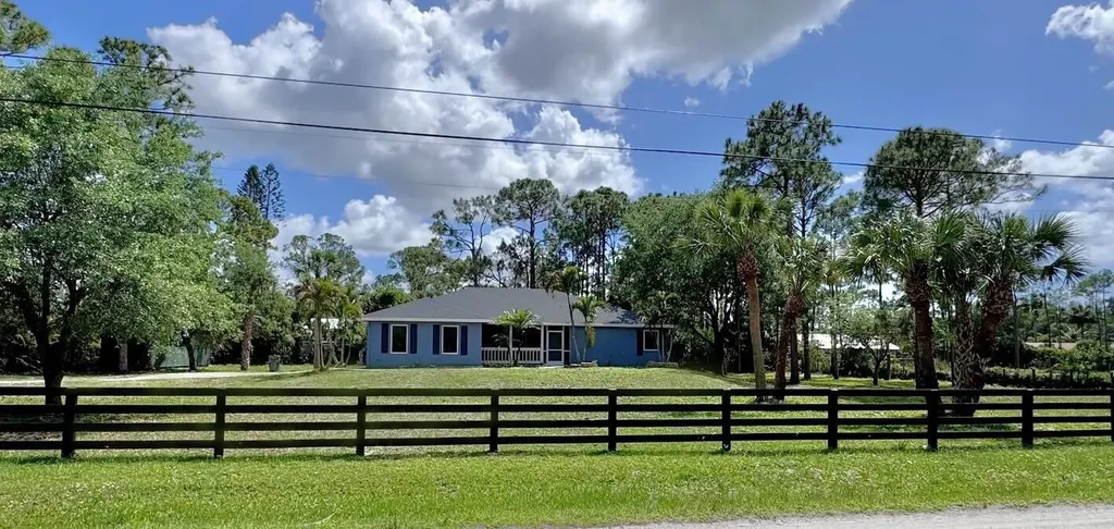13706 N 41st Lane Lane N The Acreage FL 33411