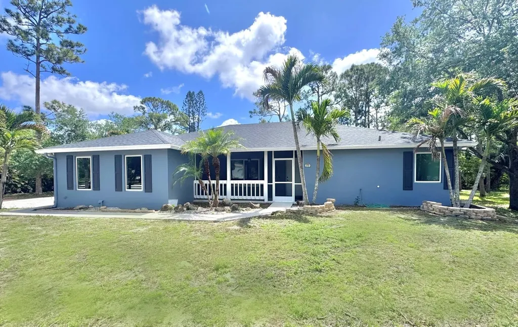 13706 N 41st Lane Lane N The Acreage FL 33411