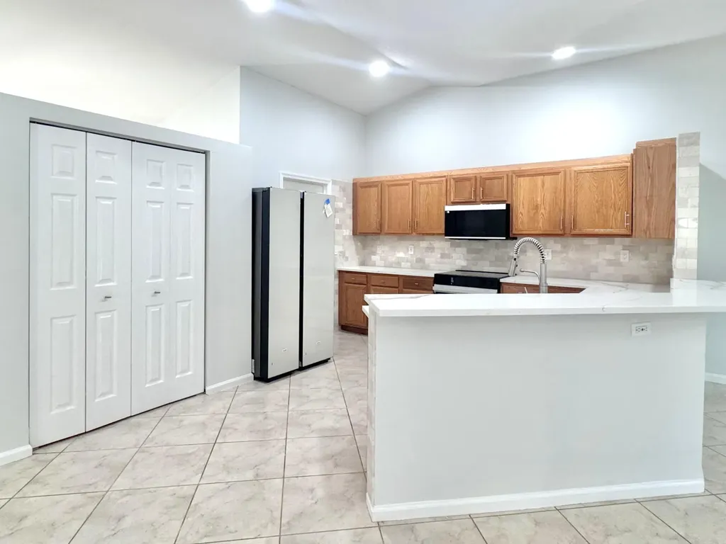 13706 N 41st Lane Lane N The Acreage FL 33411