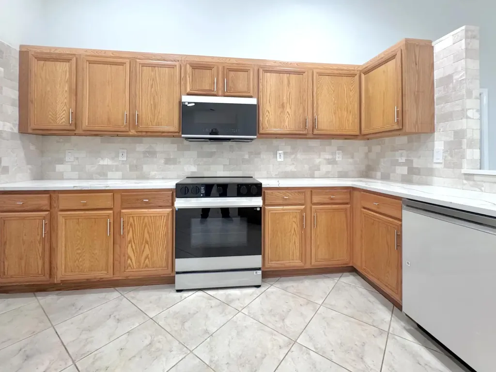 13706 N 41st Lane Lane N The Acreage FL 33411