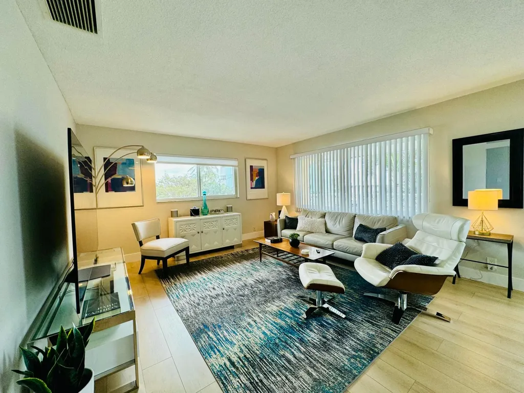 3201 NE 29th Street Fort Lauderdale FL 33308