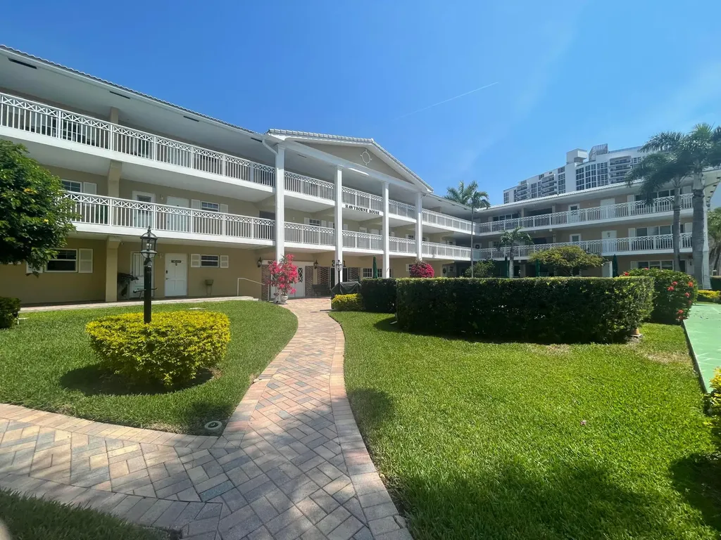 3201 NE 29th Street Fort Lauderdale FL 33308
