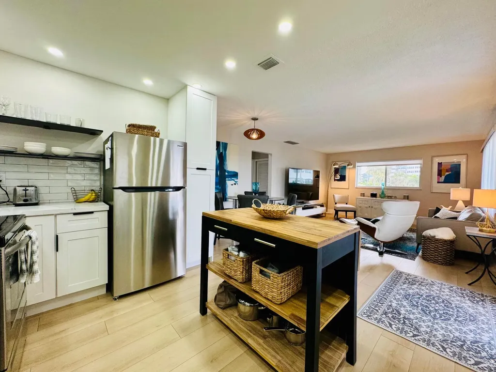 3201 NE 29th Street Fort Lauderdale FL 33308