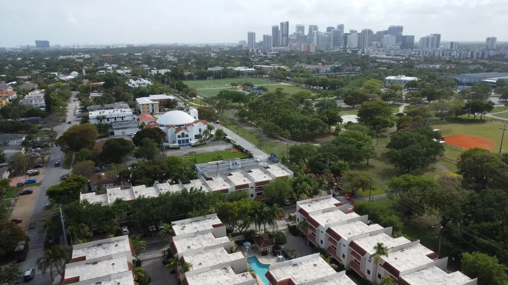 1401 NE 9th Street Fort Lauderdale FL 33304