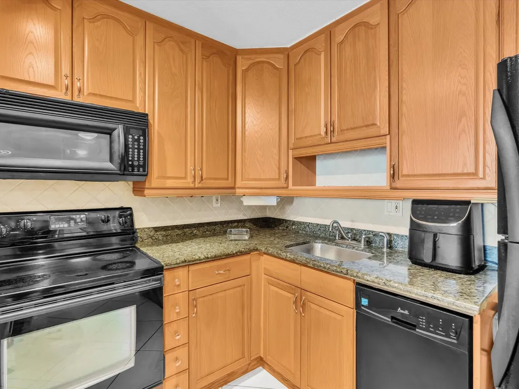 1421 S Ocean Boulevard Pompano Beach FL 33062