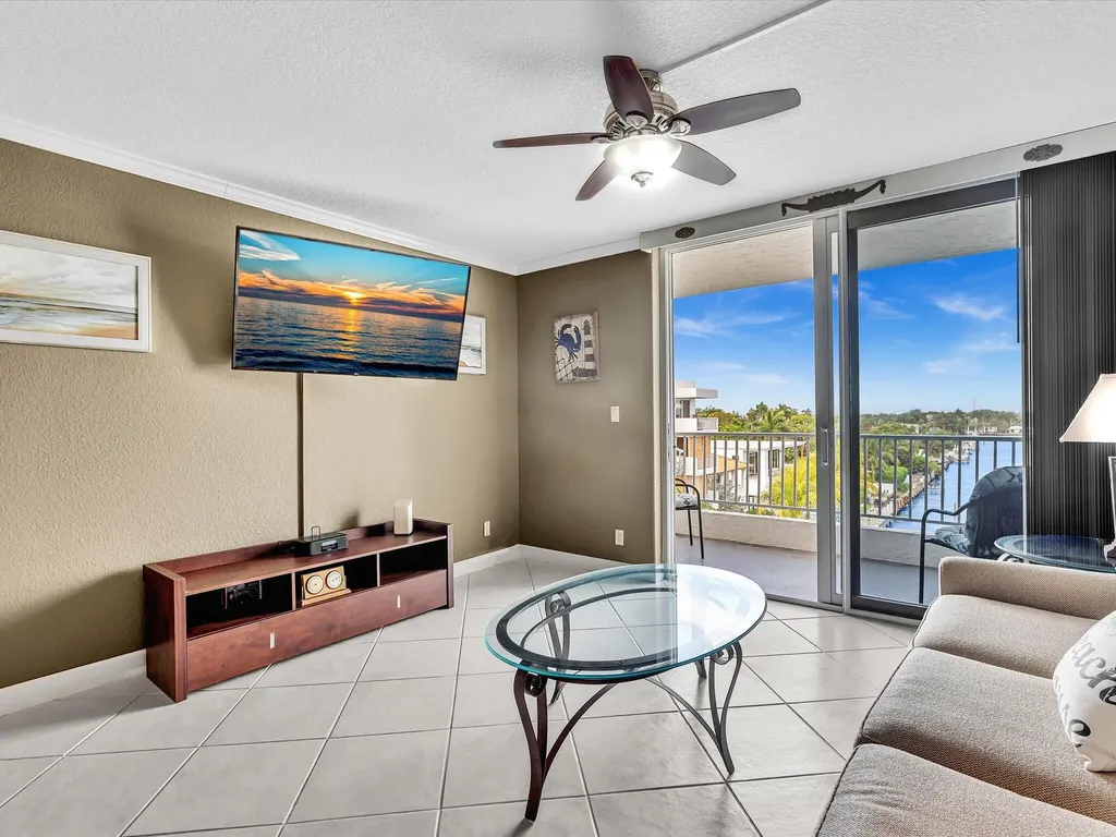 1421 S Ocean Boulevard Pompano Beach FL 33062