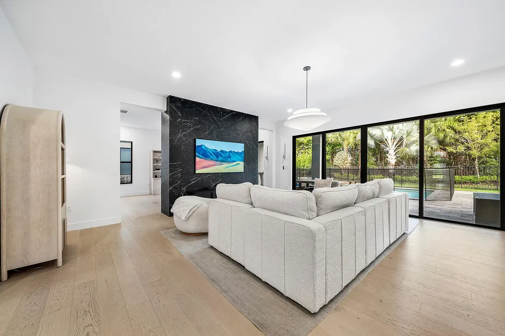 8527 Ganton Drive Boca Raton FL 33434