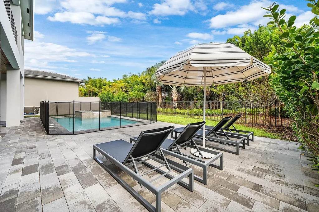 8527 Ganton Drive Boca Raton FL 33434