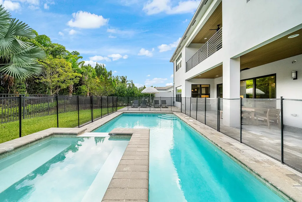 8527 Ganton Drive Boca Raton FL 33434