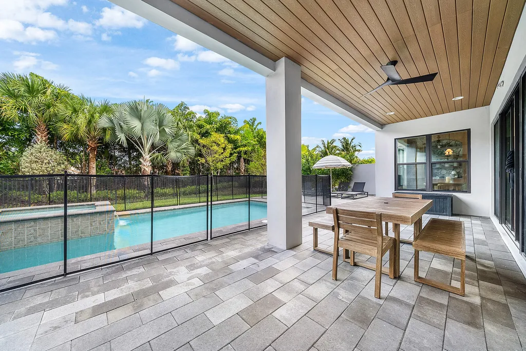 8527 Ganton Drive Boca Raton FL 33434