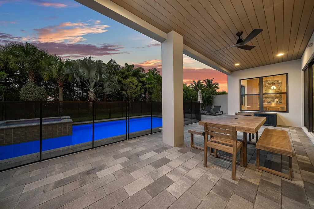 8527 Ganton Drive Boca Raton FL 33434