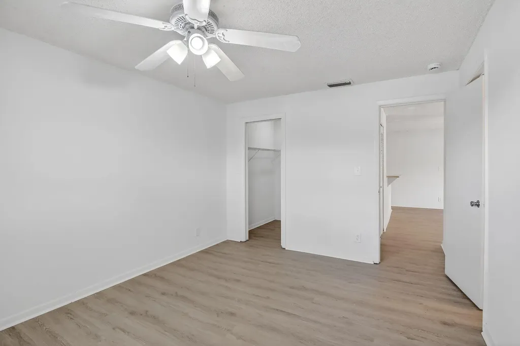 9414 NW 49th Place Sunrise FL 33351
