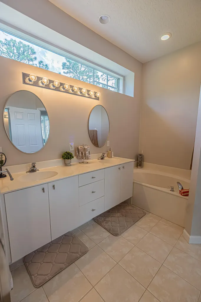 651 SW Munjack Cove Port St Lucie FL 34986