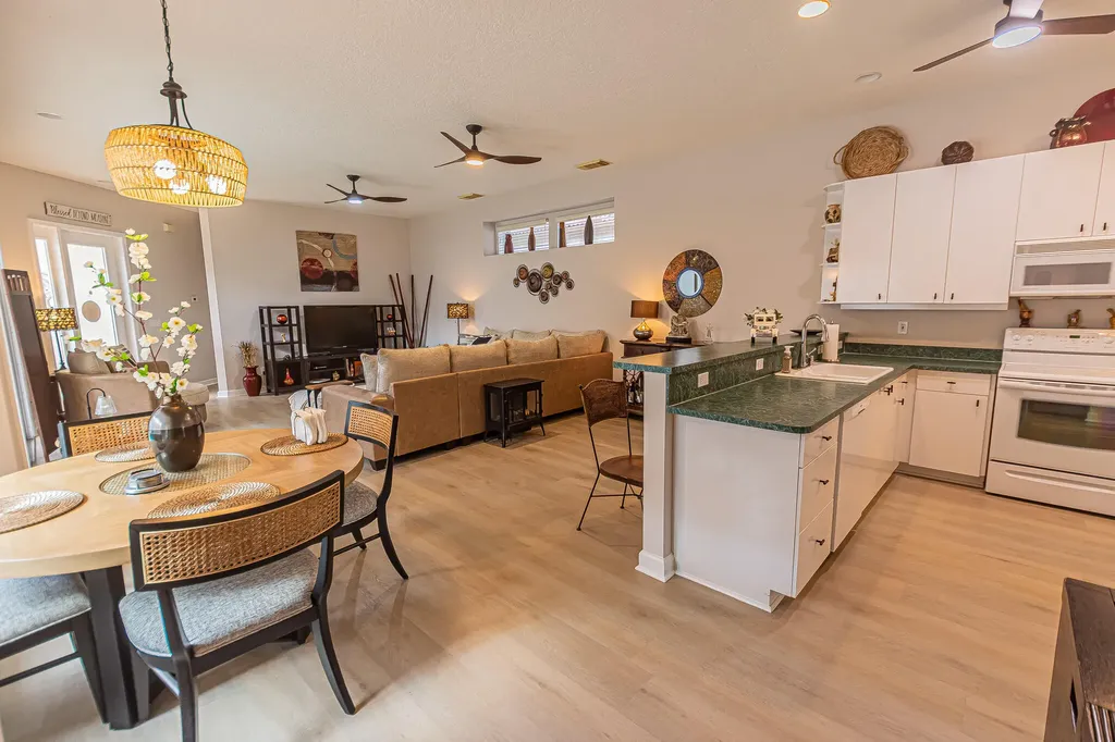 651 SW Munjack Cove Port St Lucie FL 34986